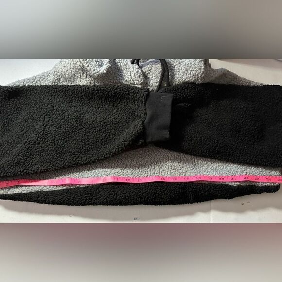 SHEIN Two-Tone Pullover Hoodie Soft Fleece Drop Shoulder Style Black/Gray W US L - Picture 5 of 6